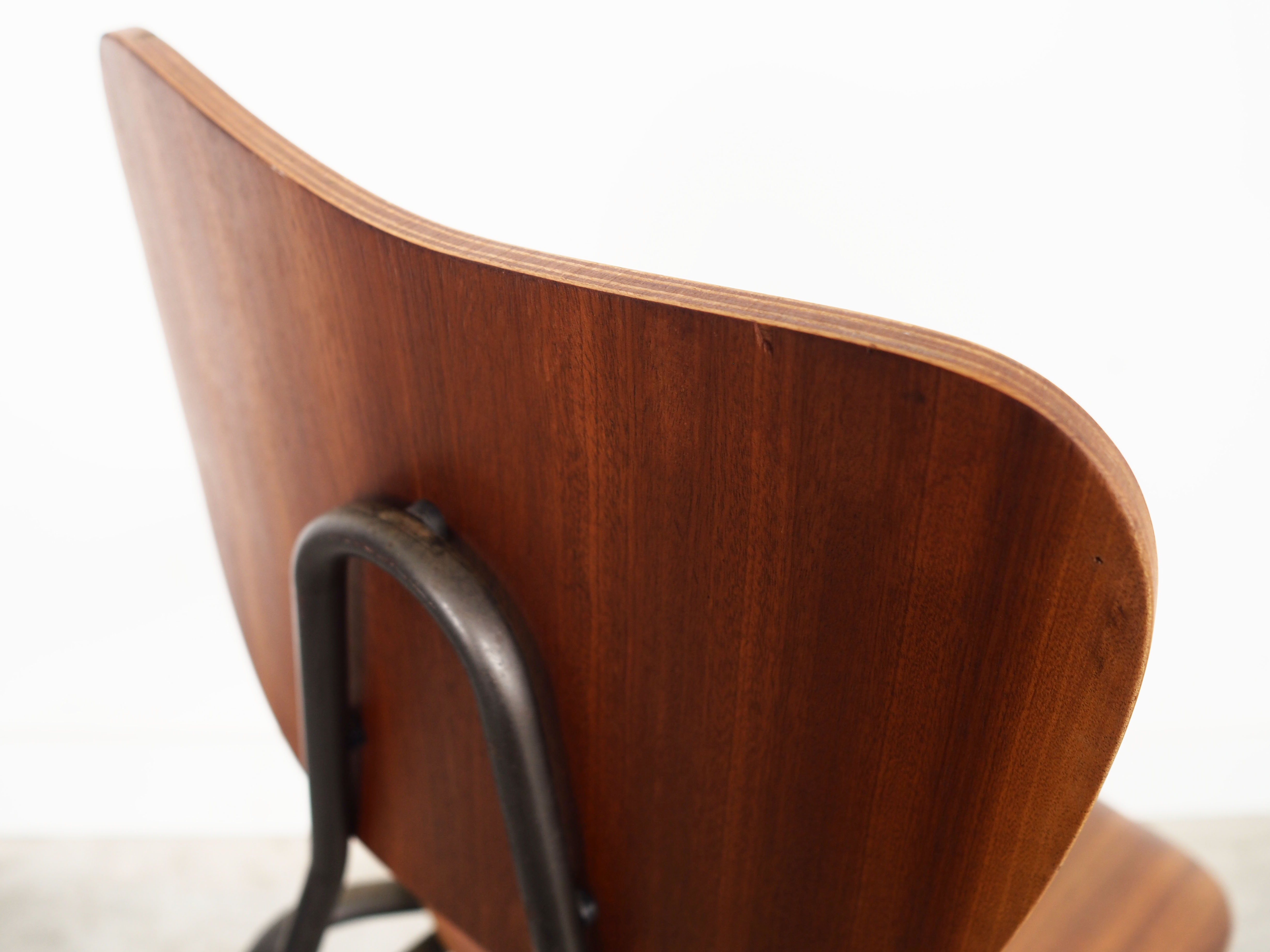 Chaise en teck, design danois, années 1960, production: Danemark