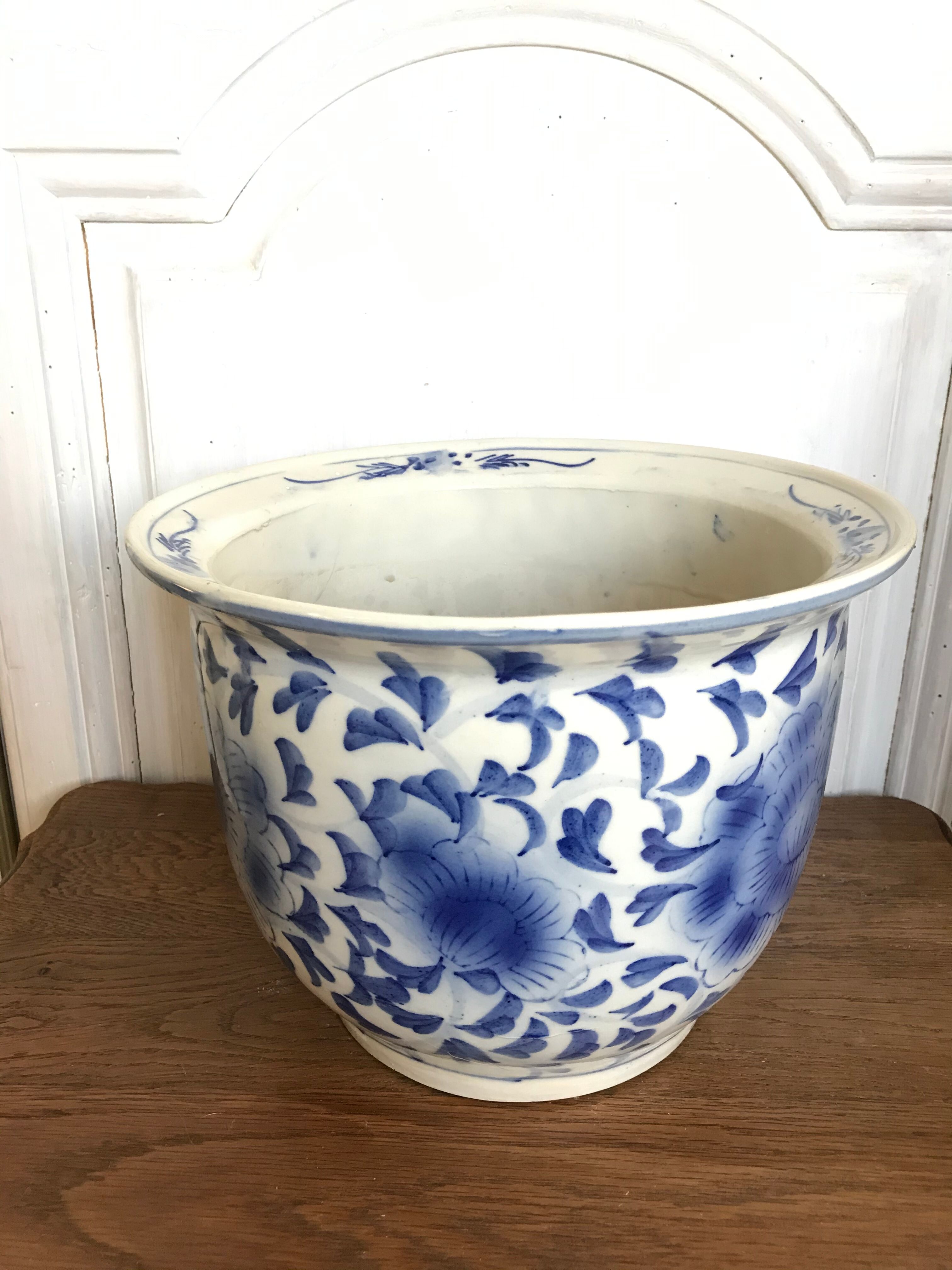Cache-pot en porcelaine de Chine