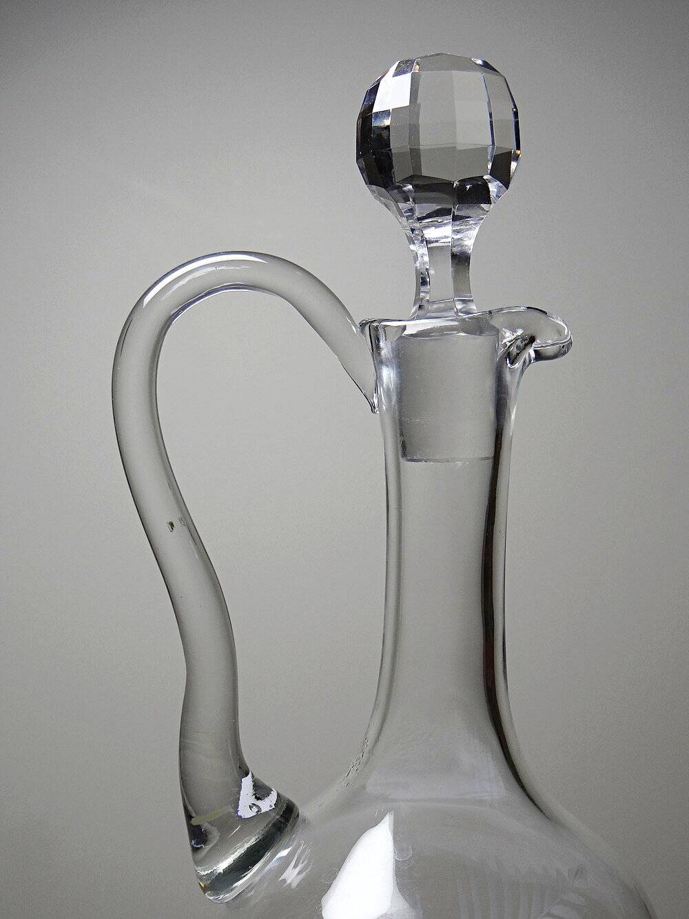 Large antique Belle Époque carafe/ewer from the 1900s-1930s, cut glass