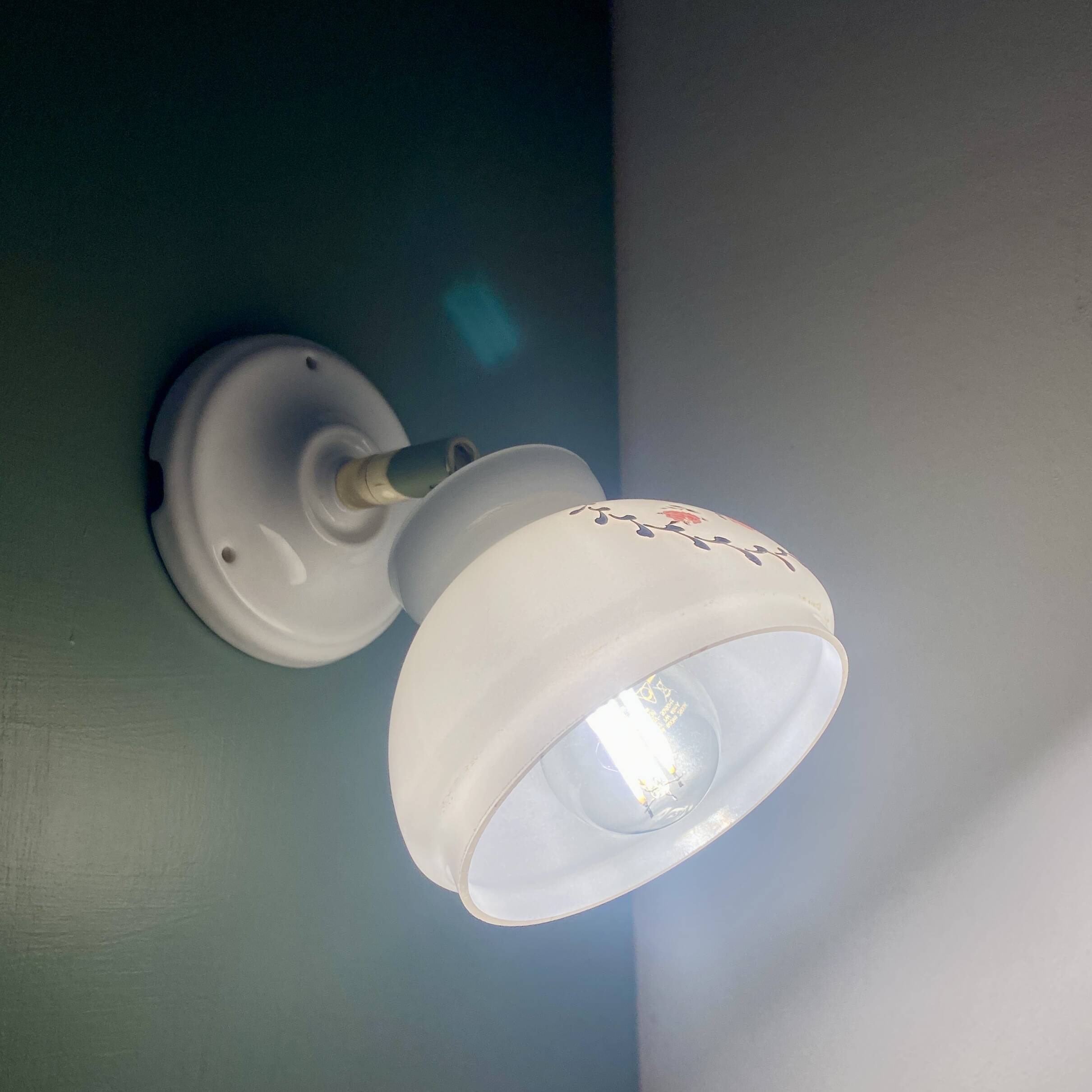 Vintage white opaline wall lamp with shade