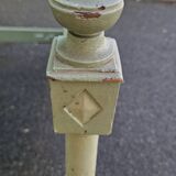 Lacquered Directory bed