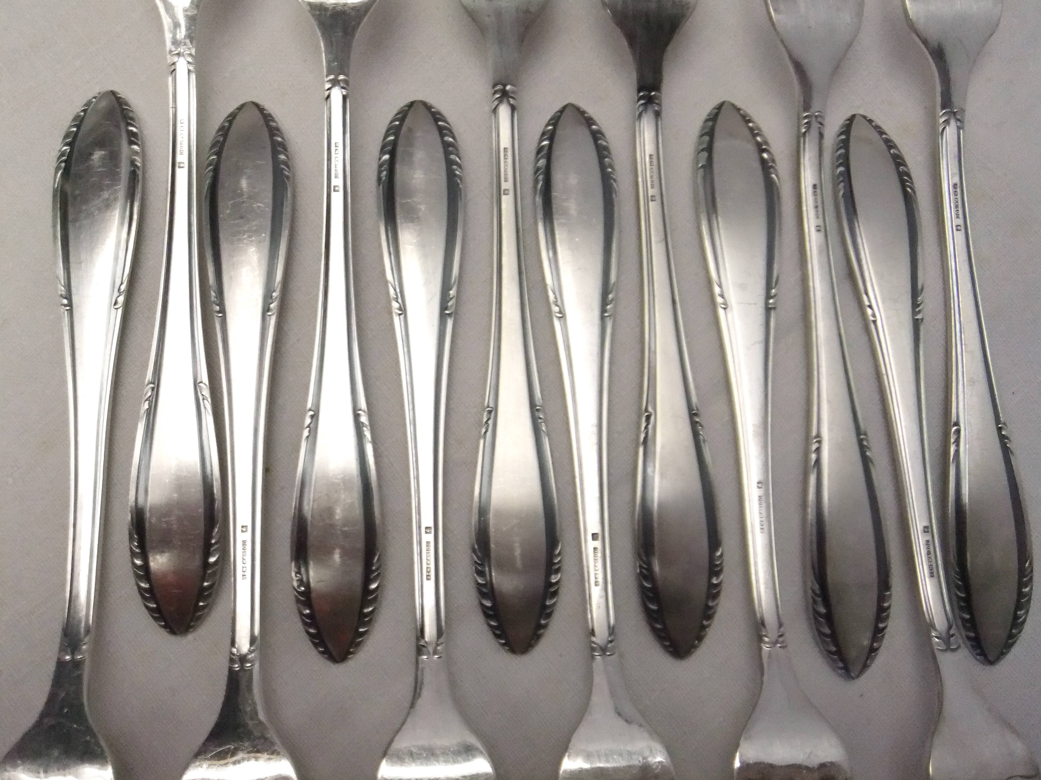 Silver Metal Forks Net Goldsmith's Hallmark Reneka Cutlery Service