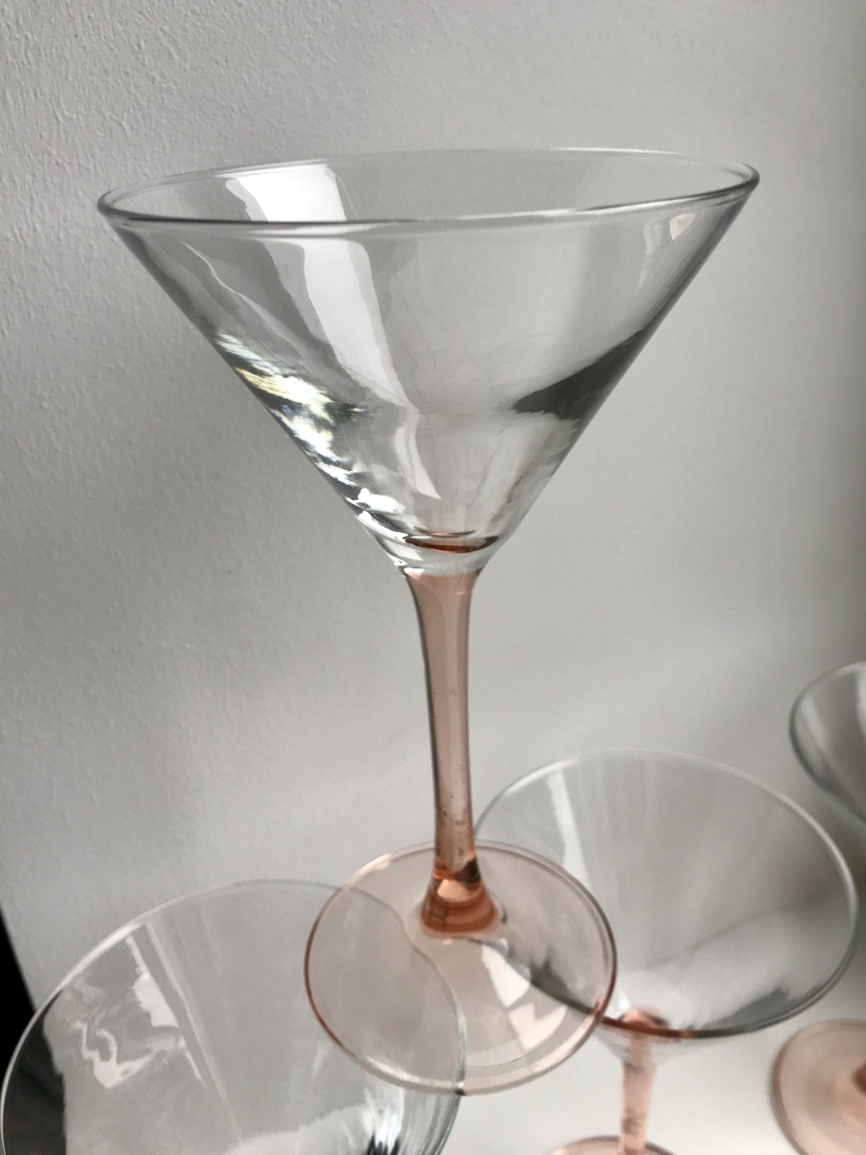 Set of 4 pink-footed cocktail glasses 70s