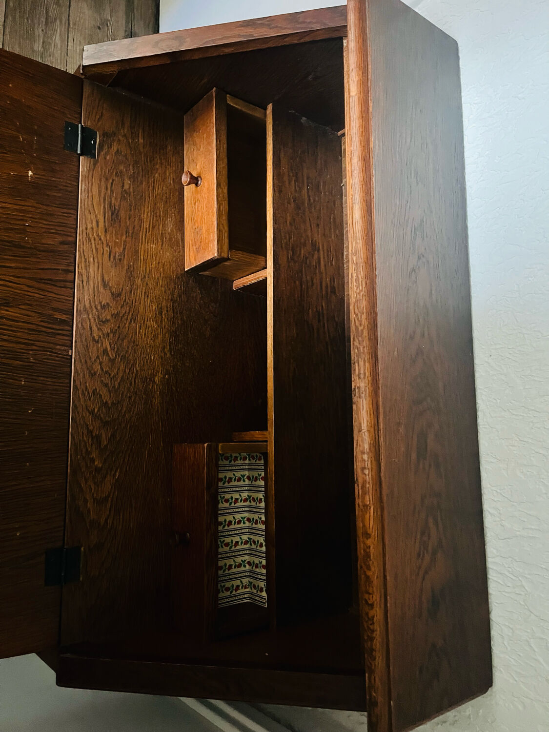 Secretary vintage vintage Louis style