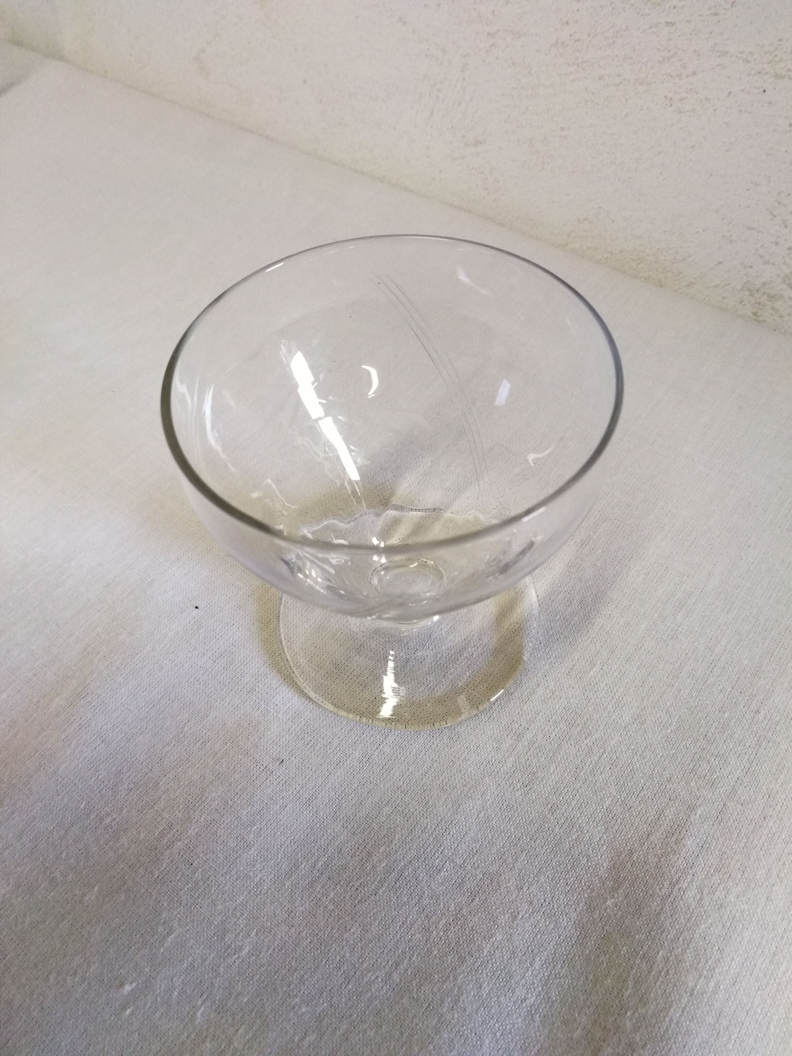 12 engraved fine glass aperitif / liqueur glasses