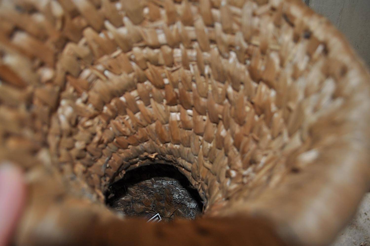 Large beige (wheat) woven wicker floor vase, Mid-Century style from the 1940s.