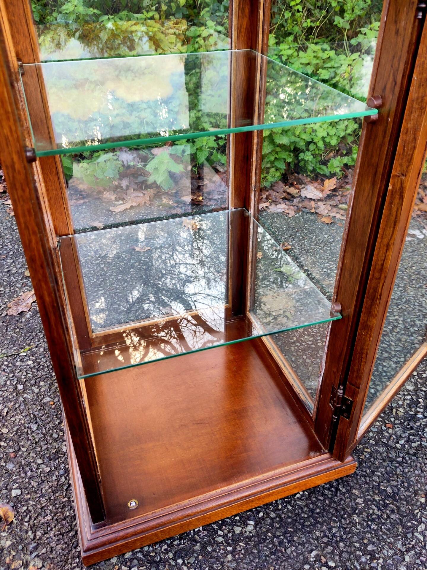 Showcase from the early 20th century.