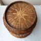 Wicker cache-pot
