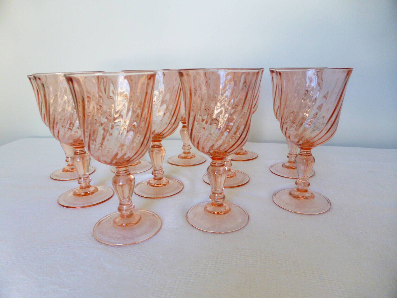 11 Arcoroc Rosaline stemmed glasses in pink glass 2106182