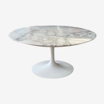Oval coffee table Eero Saarinen