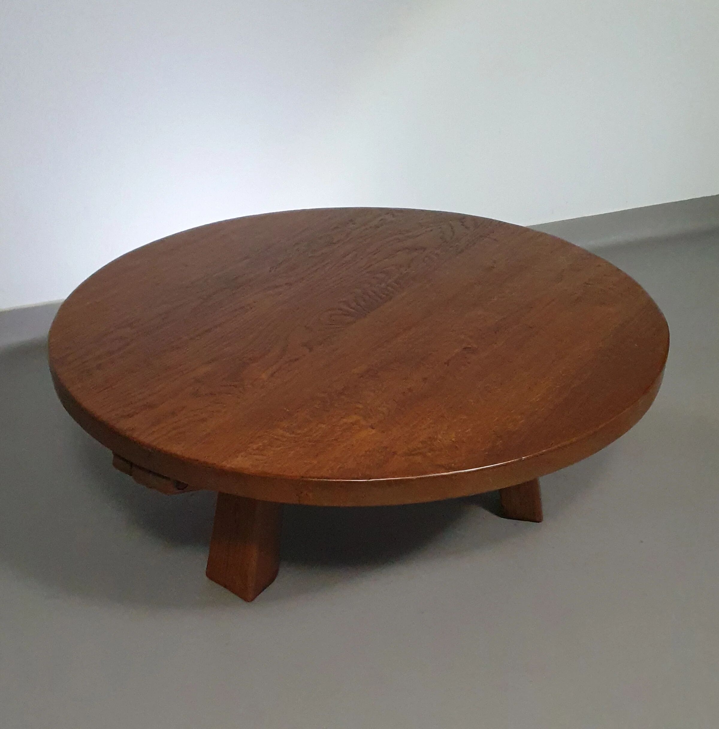 Table basse ronde en chêne, réglable en hauteur, années 1960