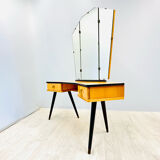 Dressing cabinet