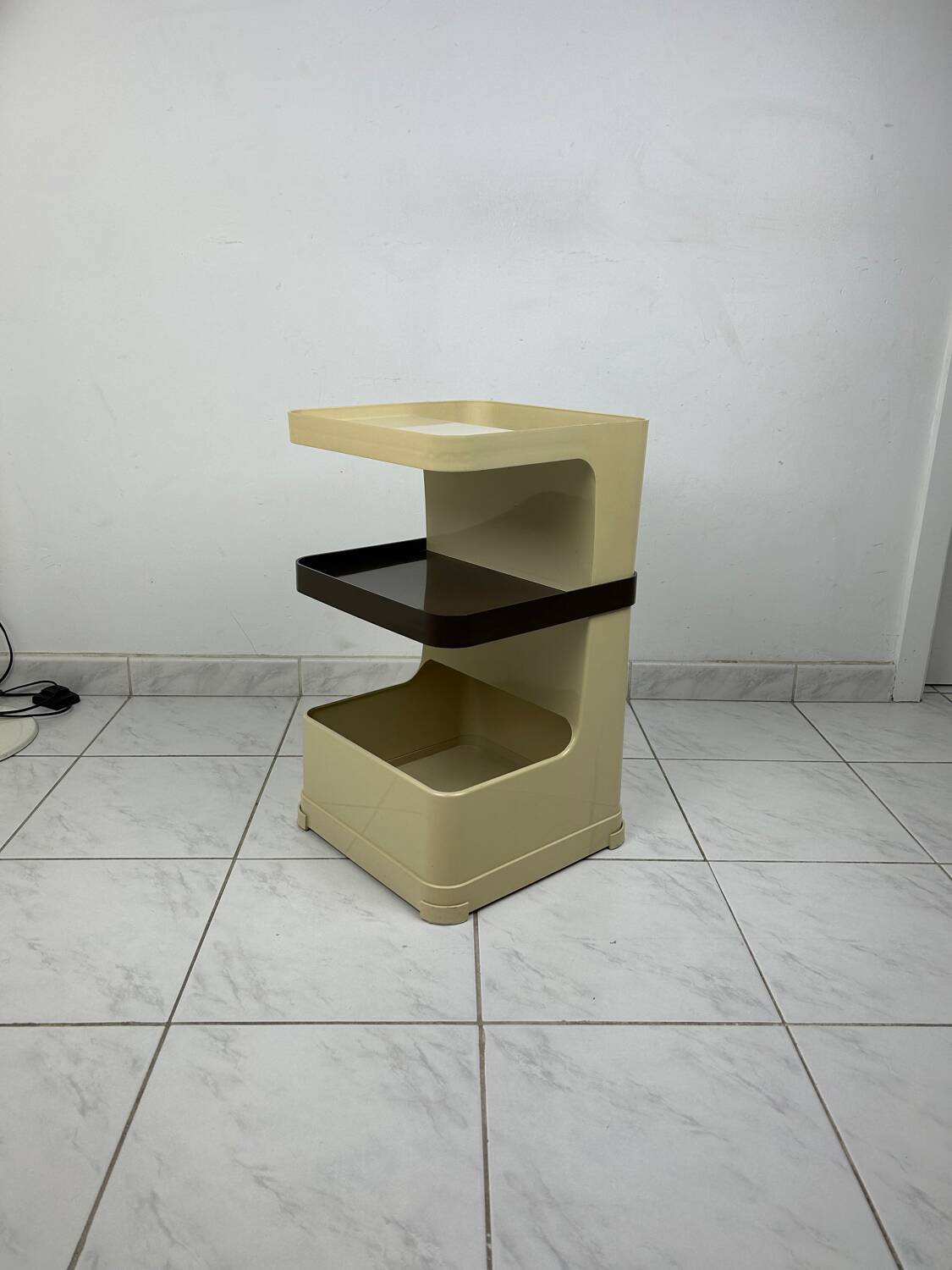 Vintage side table Flair Holland