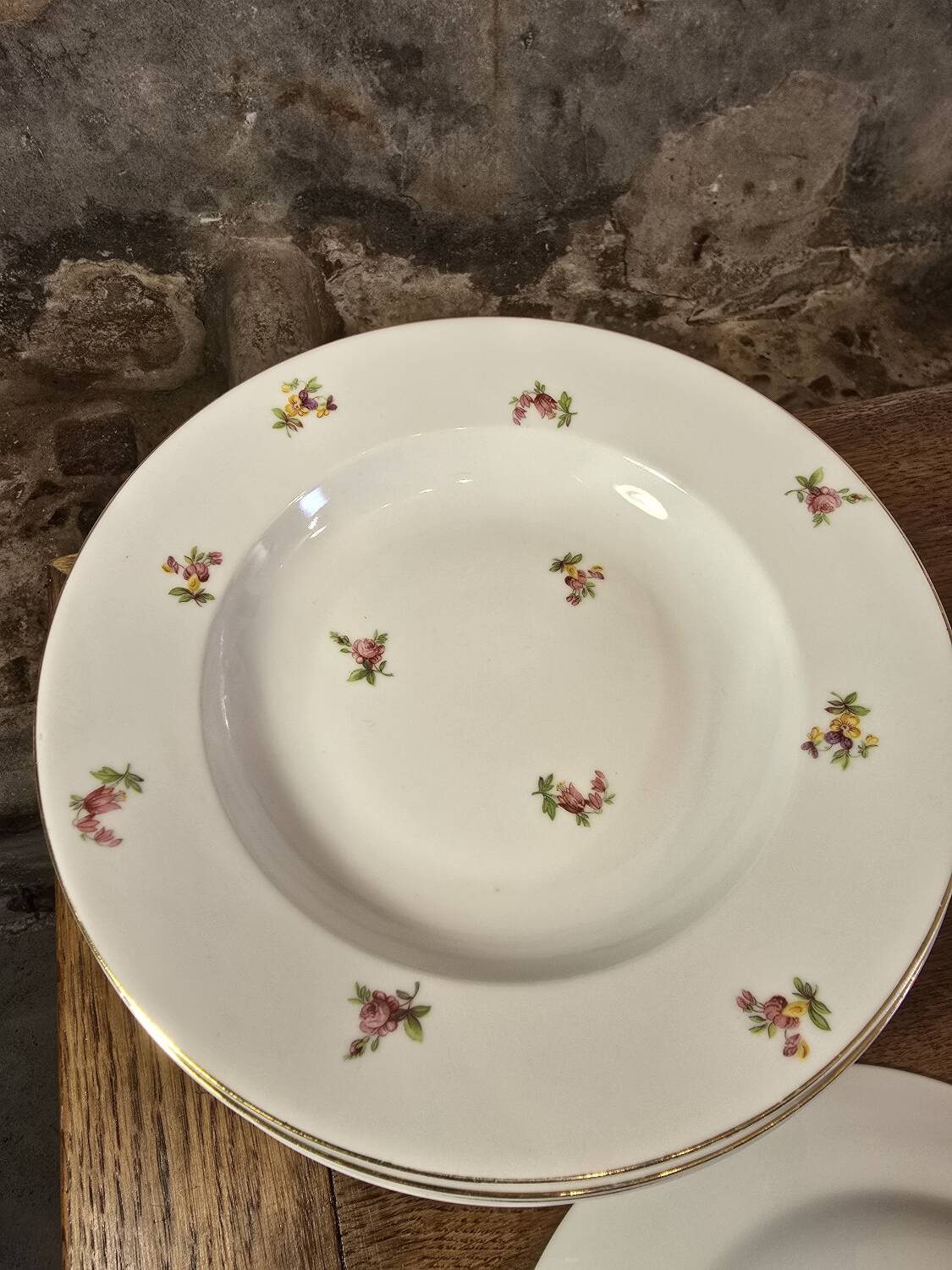 Set of Cérabel porcelain soup and dinner plates from Baudour