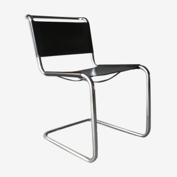 B33 leather model chair by Marcel Breuer