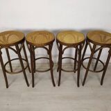Bar stool