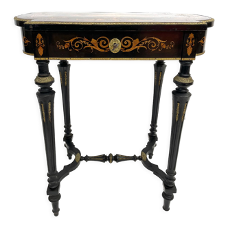 Table d'appoint ou travailleuse Napoléon 3 avec marqueterie