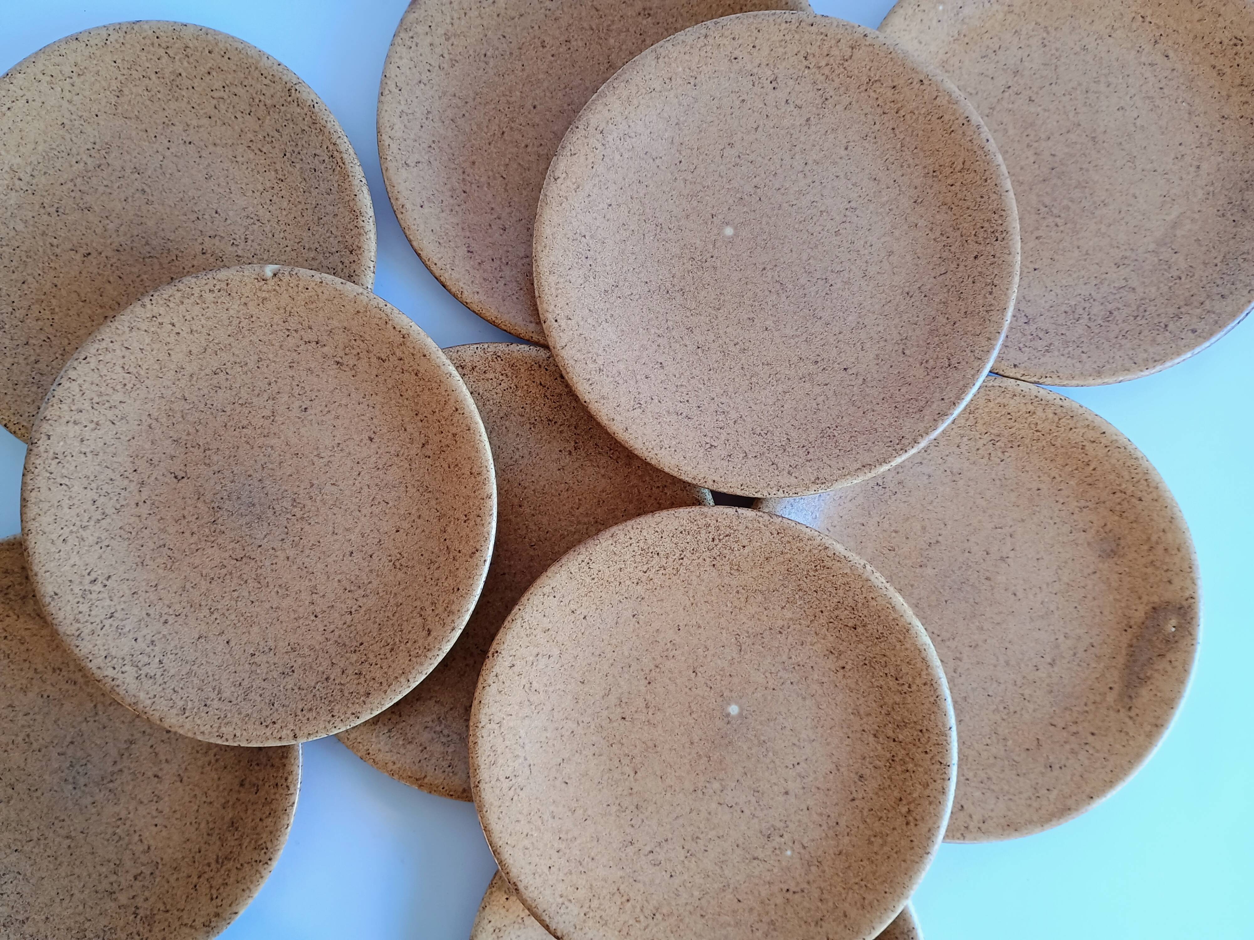 Set of 10 dessert plates Gres Chantilly Longchamp France