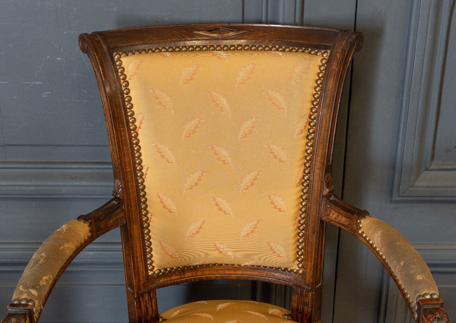 Pair of convertibles of the Directoire in walnut early nineteenth