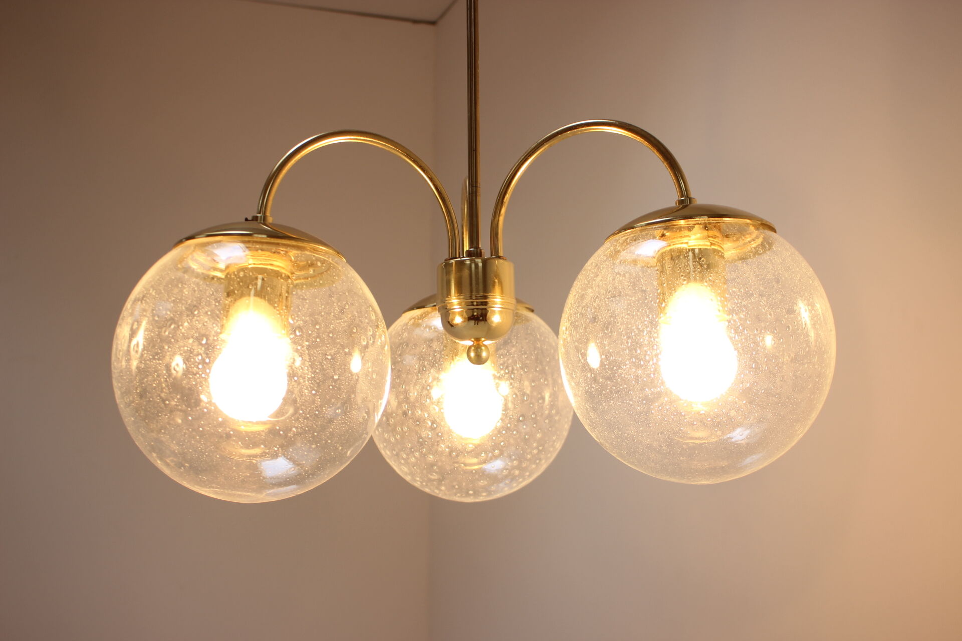 Mid-century chandelier/ Kamenický Šenov, Preciosa, 1970's.