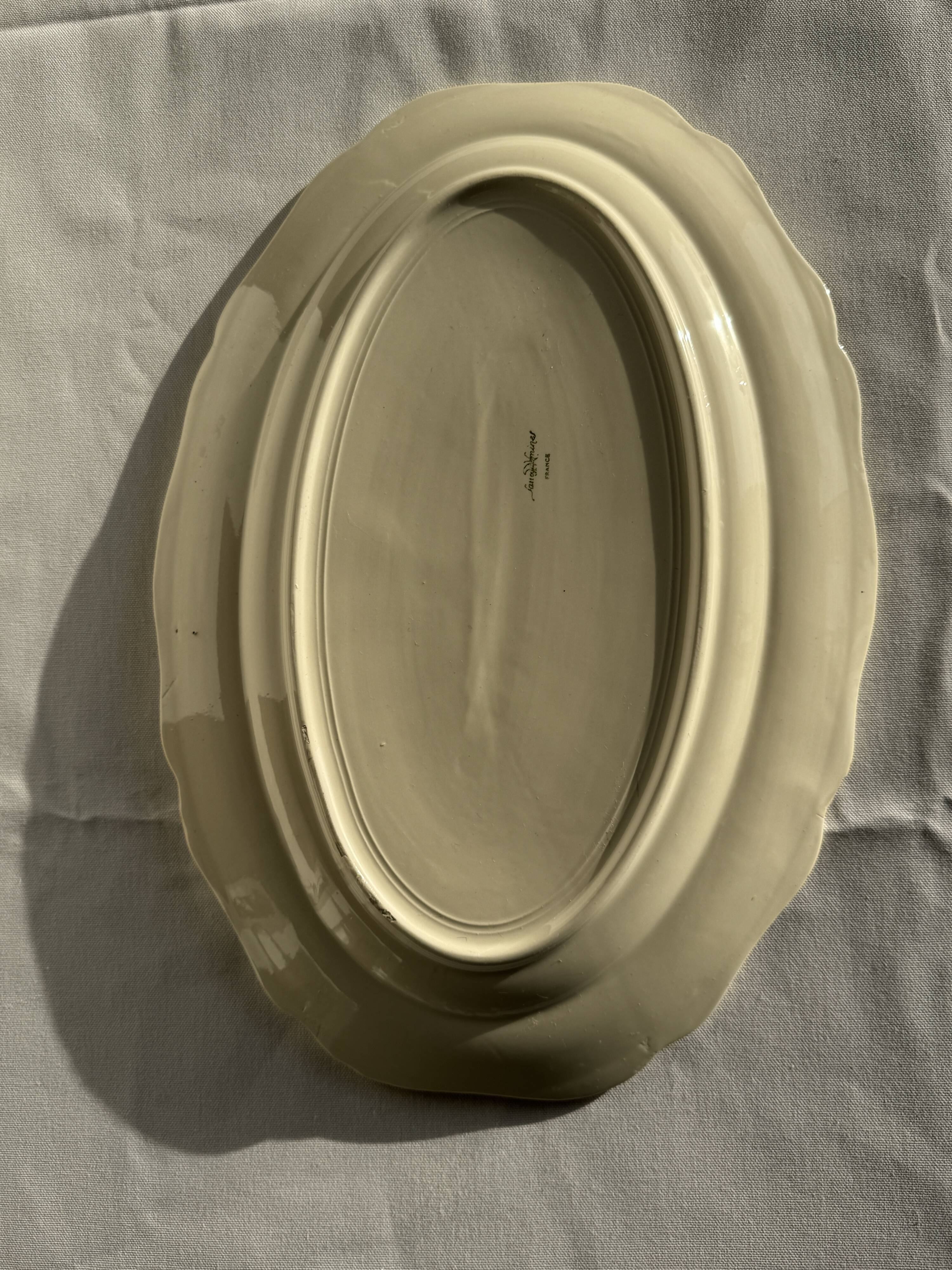 Large oval cream earthenware dish Sarreguemines France L44