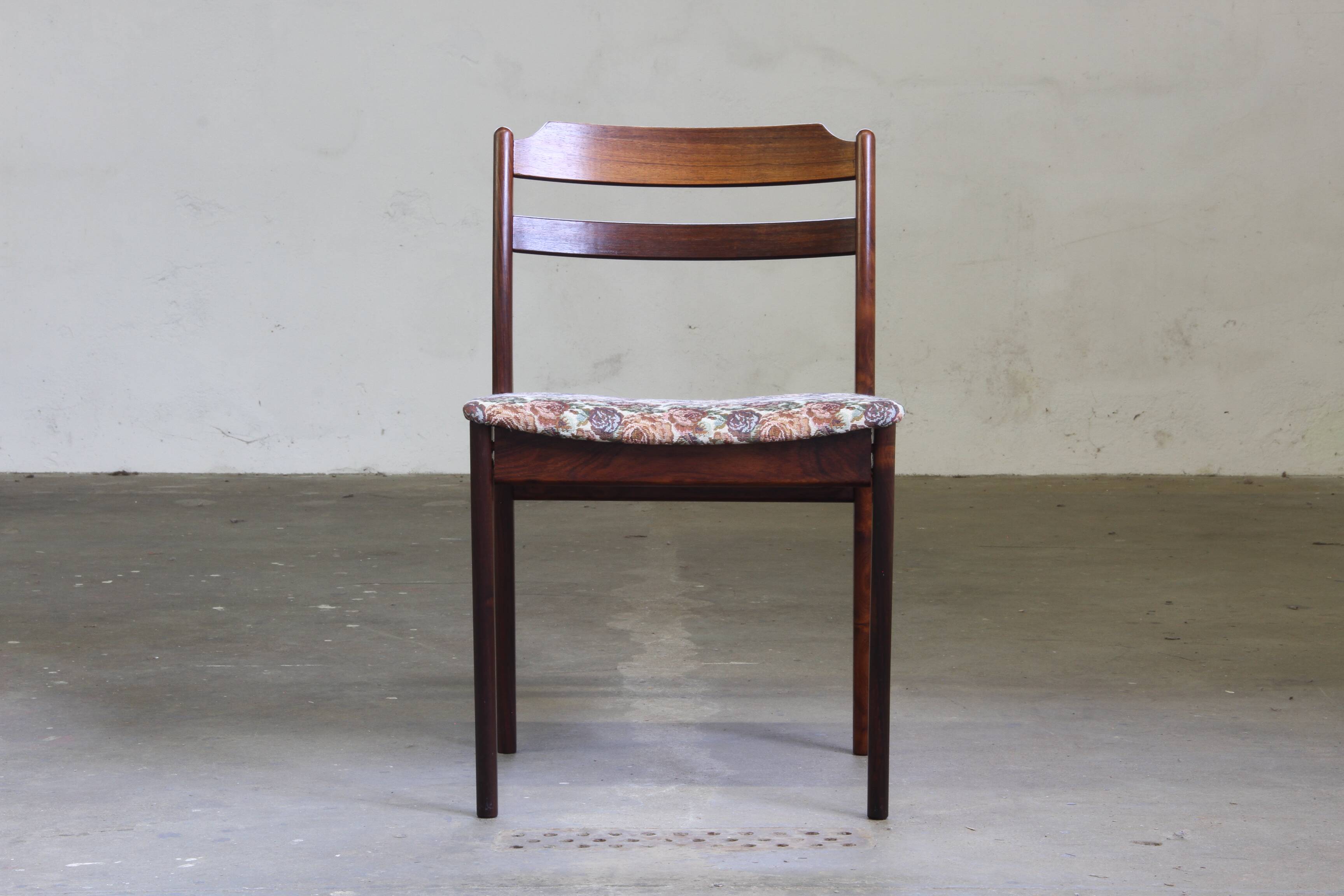 6 vintage rosewood dining chairs, Denmark, Thorsø Stole og Møbelfabrik