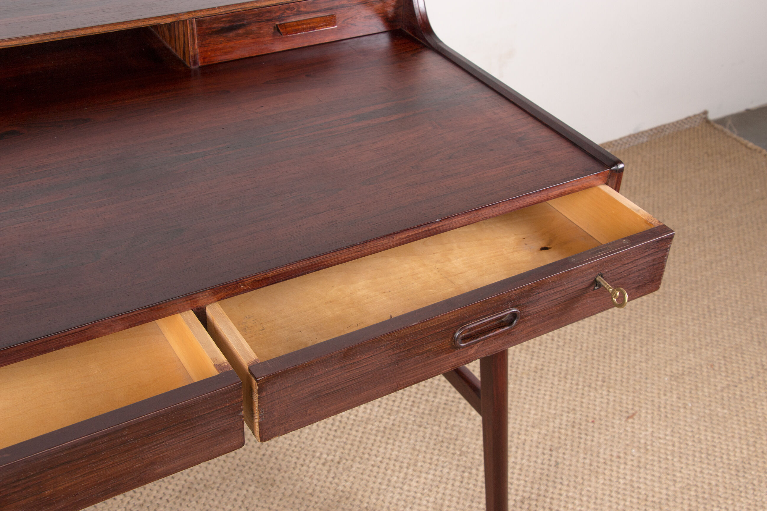 Danish rosewood desk, model 56 by Arne Wahl Iversen for Vinde Mobelfabrik 1960.