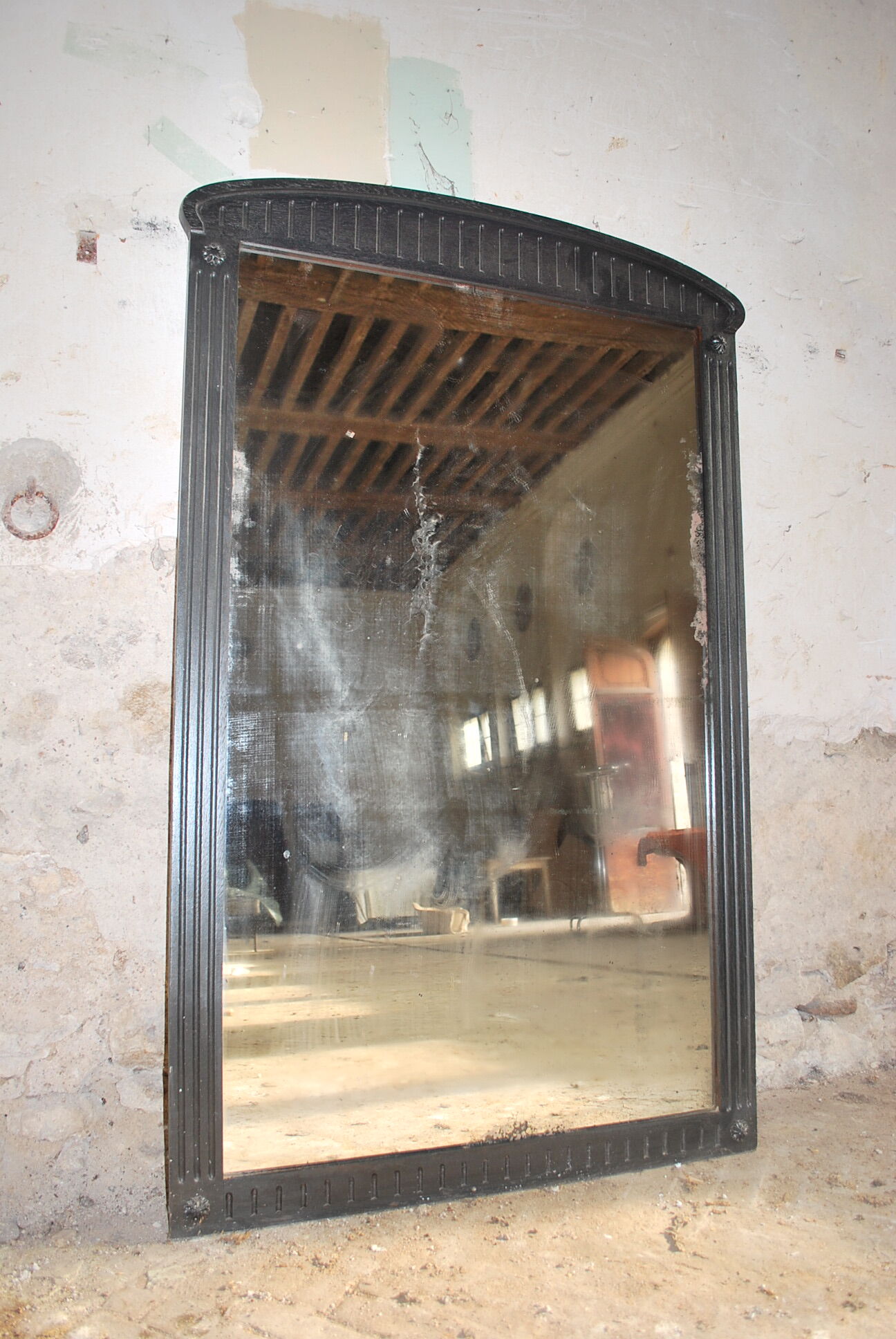 Black fireplace mirror 95x141cm