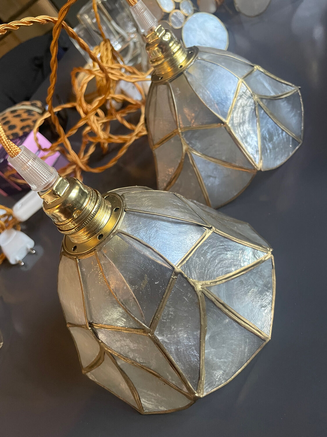 Pair of portable lamps in mother-of-pearl and brass
