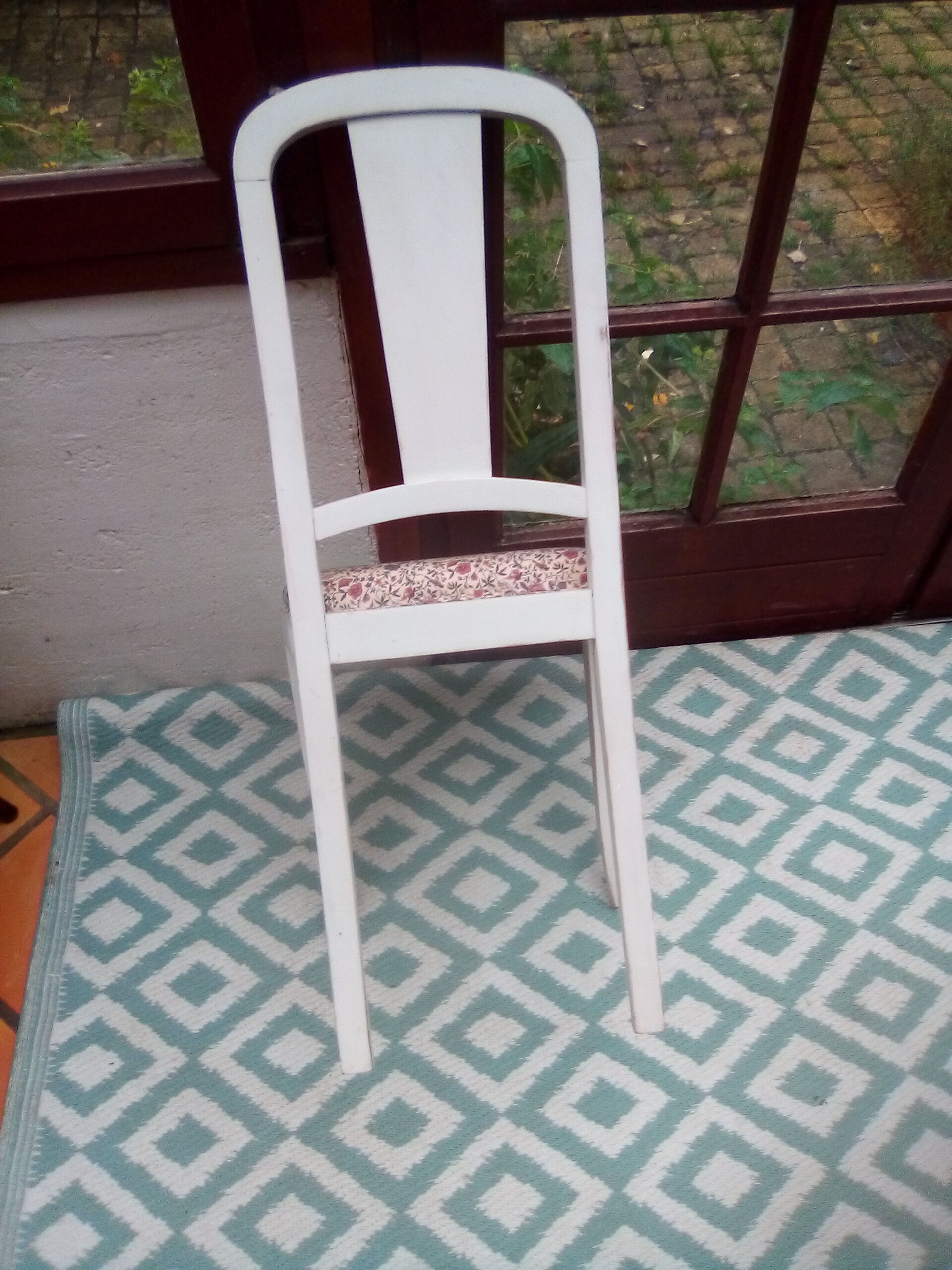 Liberty lined chair