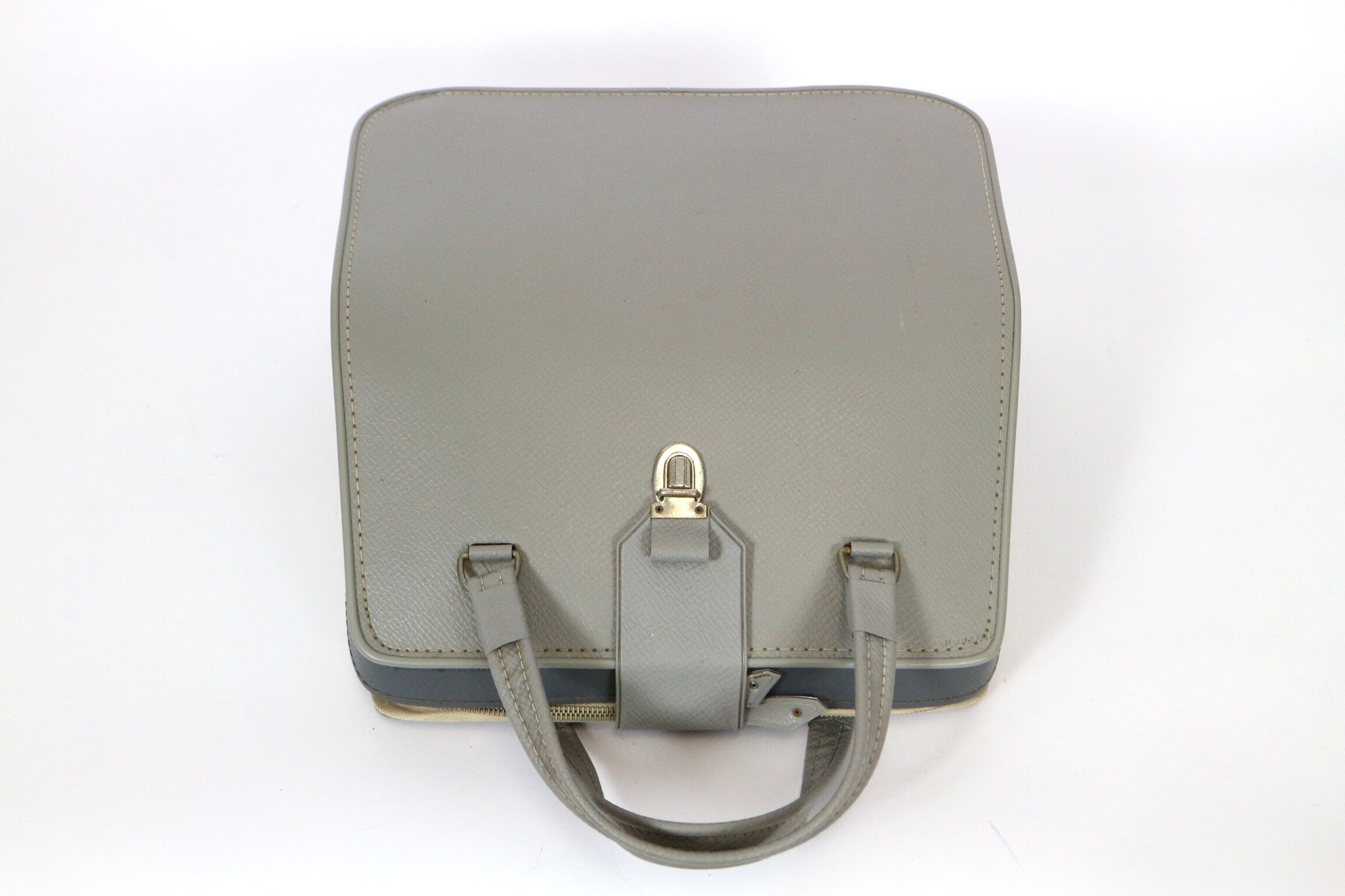 Remington travel-deter Deluxe typewriter with  case