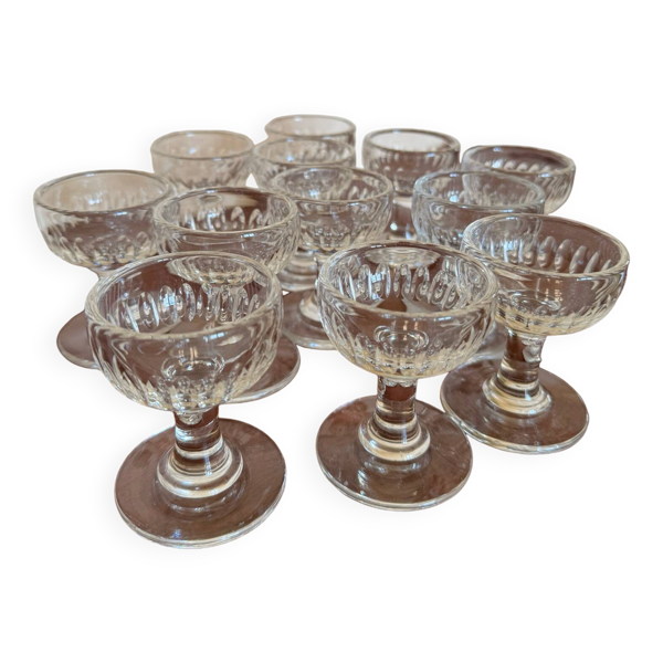 Verres à pied cristal anciens (X12)