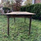 Farm table