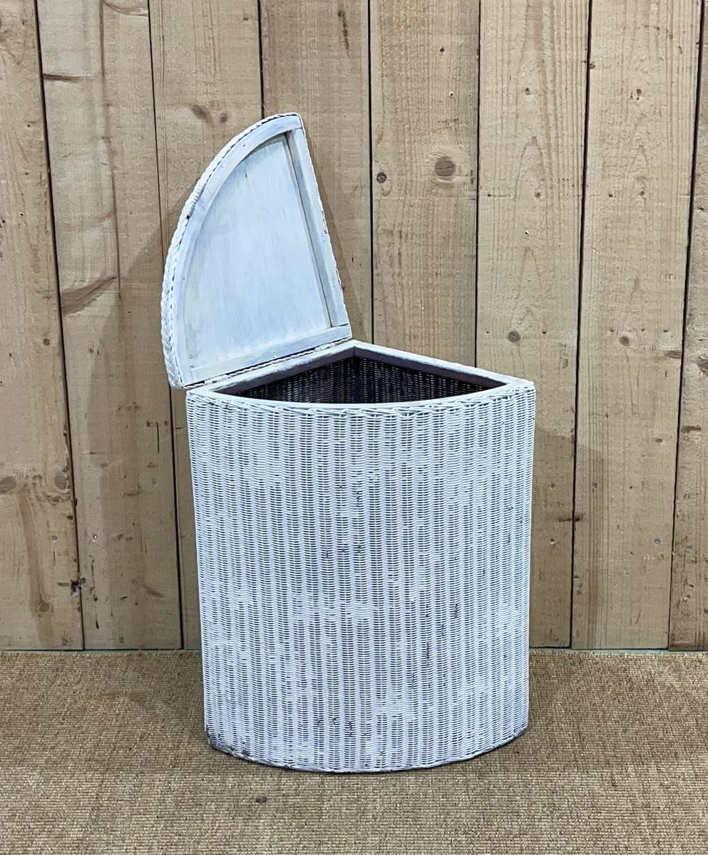1950s lloyd loom basket