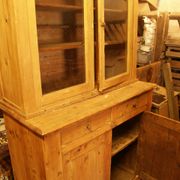 Buffet with 2 pine bodies