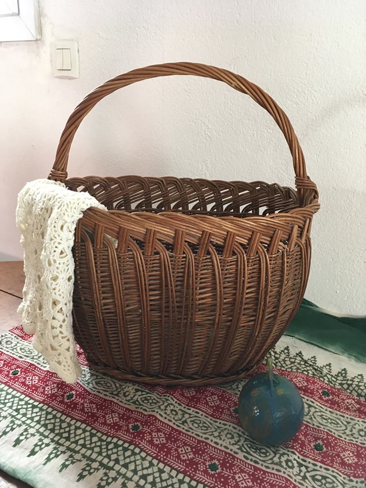 60s wicker basket