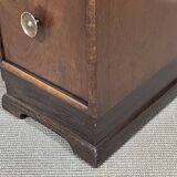 Art Deco English hairdresser in walnut from the 1930s.