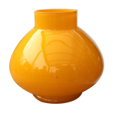 Little yellow vase
