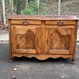 Louis XV buffet in solid wood, 18th century, 153cm.