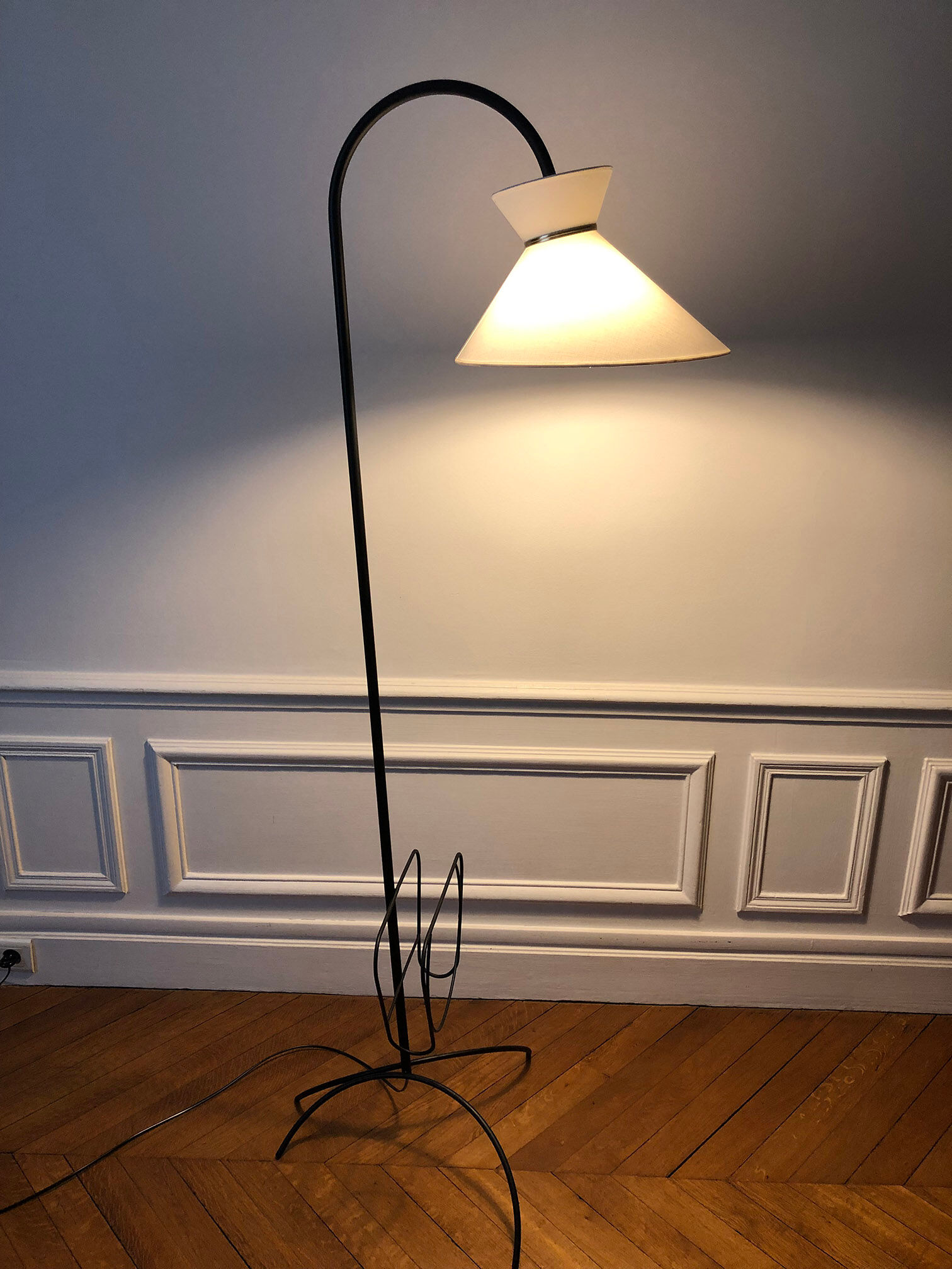 Floor lamp 1950-60 with review door and diabolo