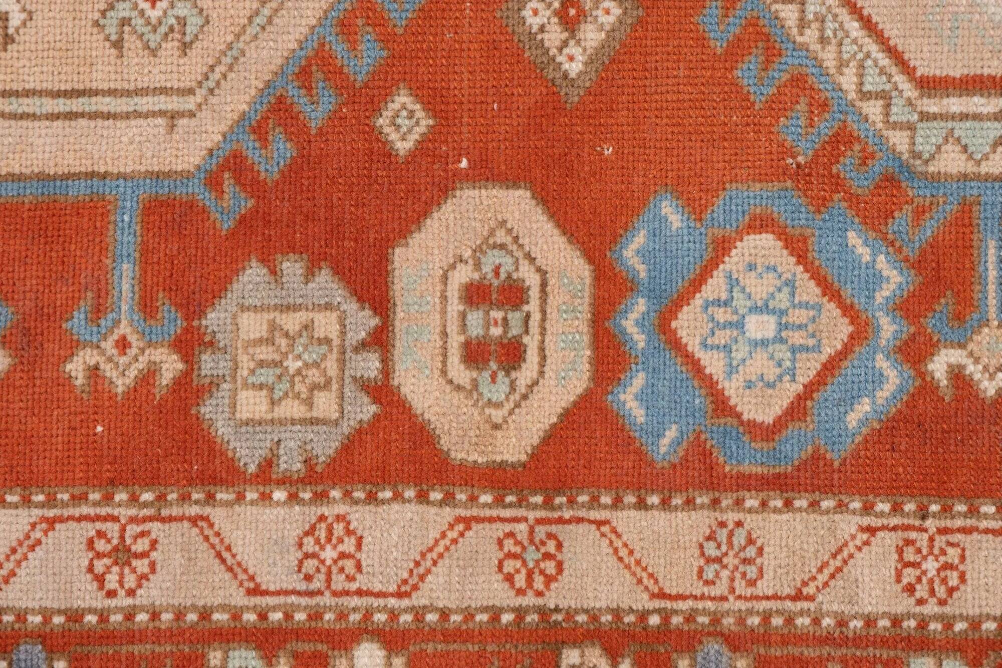 Vintage handmade Turkish rug 125x218 cm