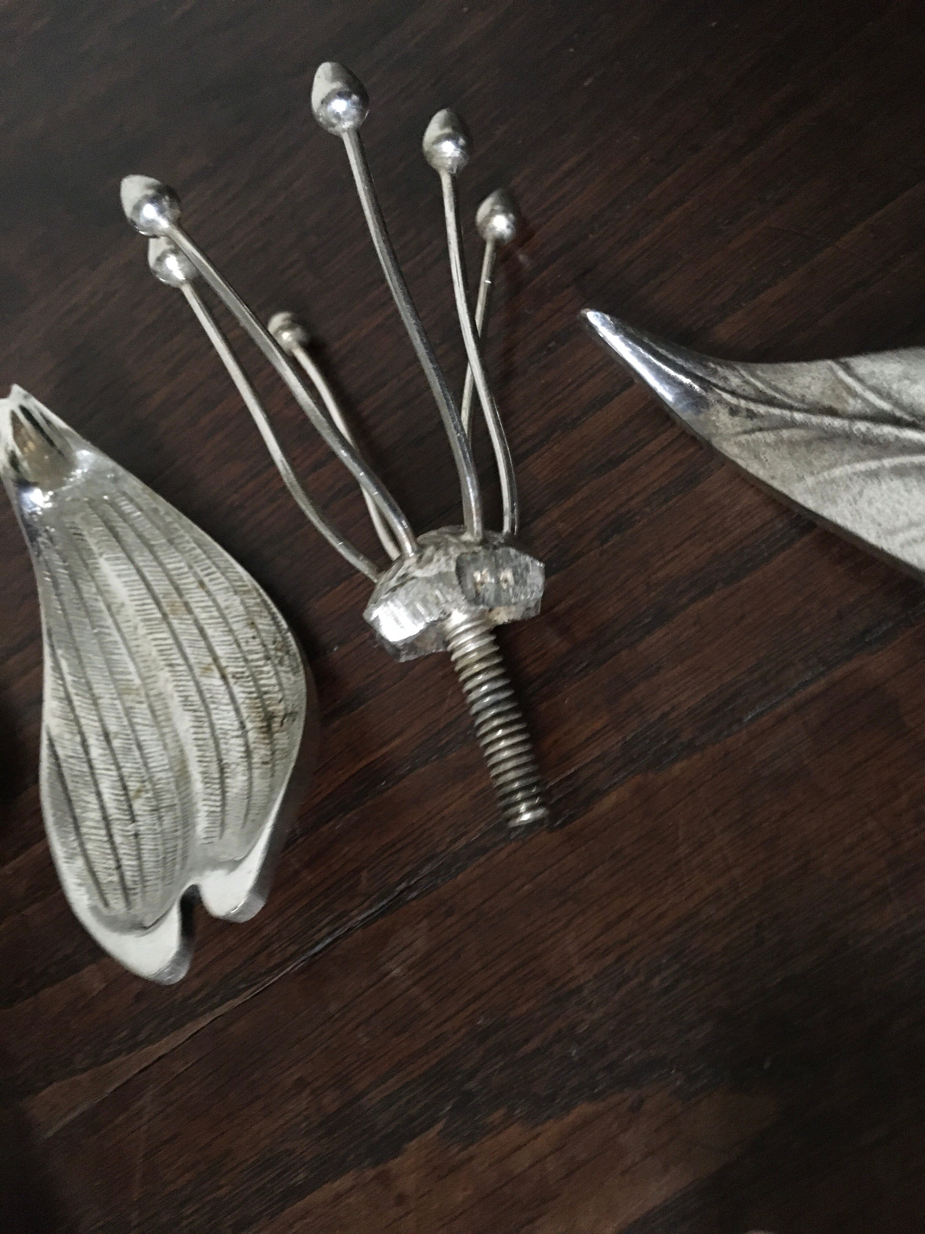 Silver metal flower ashtray