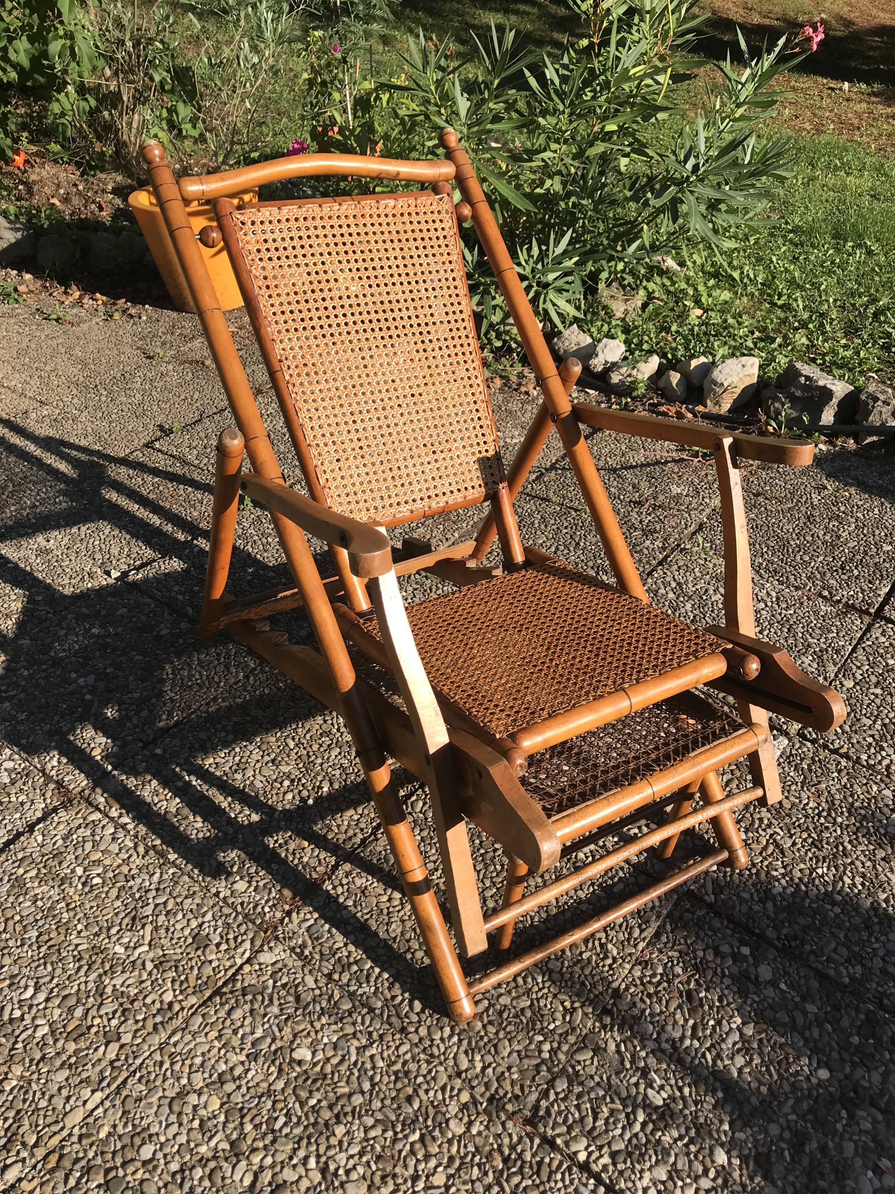 Lounge chair