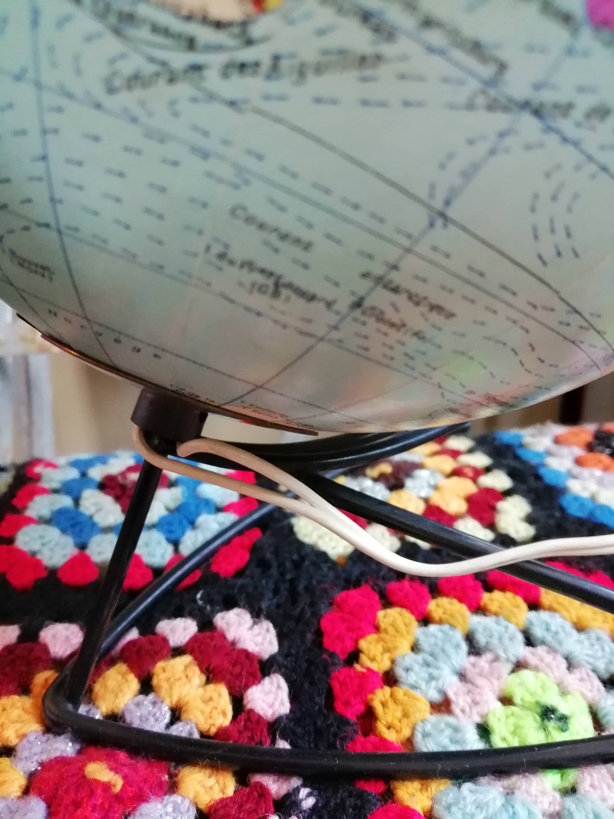 Globe map "Girard and Barrere" vintage 60/70