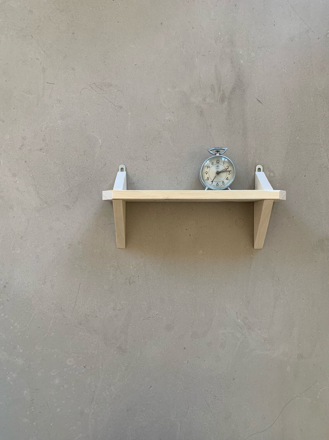 Wall shelf