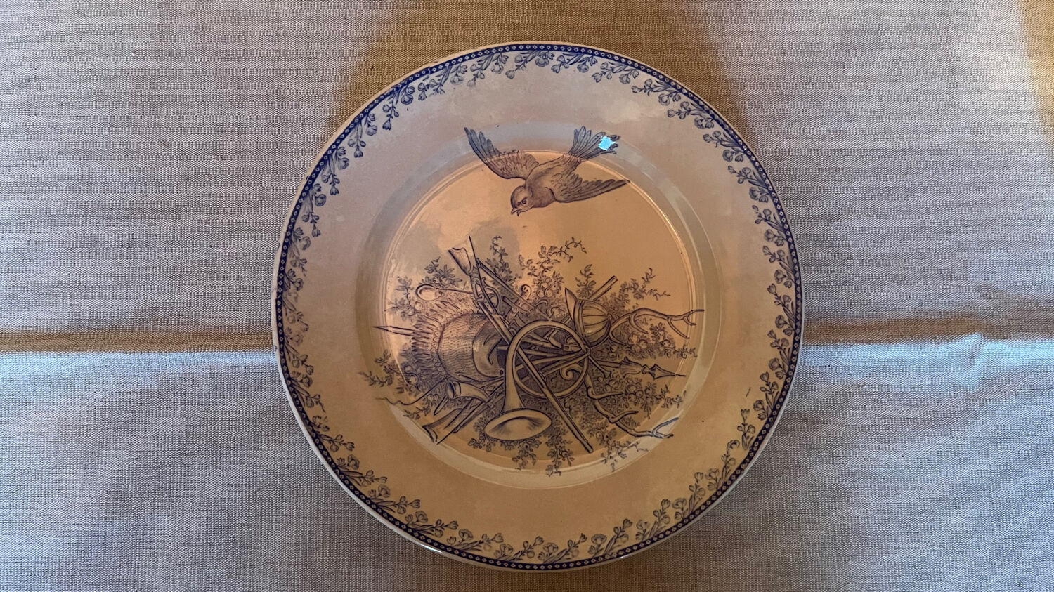 Lot de 13 assiettes plates chasse FF Pexonne vintage