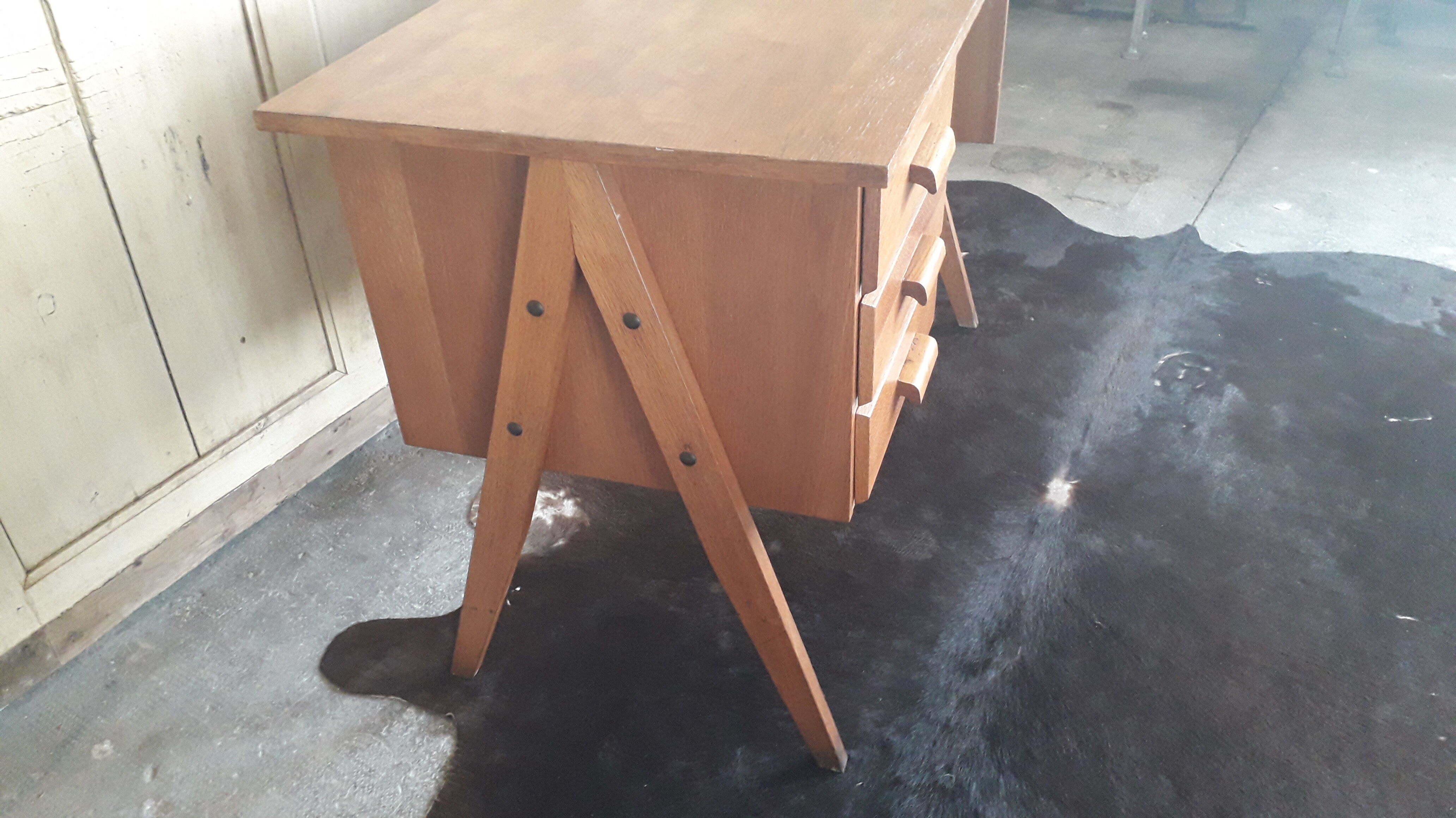 Office foot compass of the 1950s