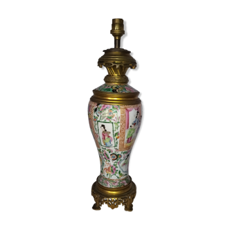 Pied de lampe porcelaine de Chine Canton XIXe