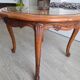 Table basse en bois massif et cannage