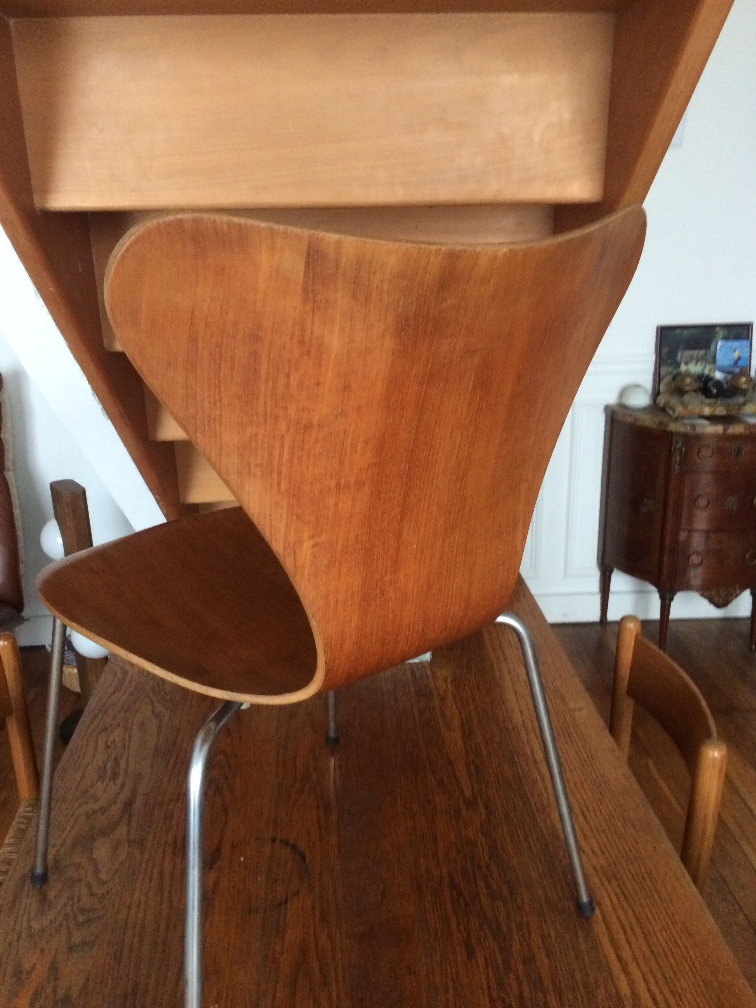 Arne Jacobsen series 7 chair first edition Fritz Hansen
